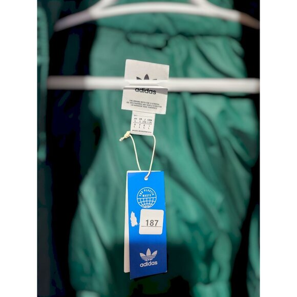 ADdas Winter Jacket Emerald Green Large - Picture 8 of 8